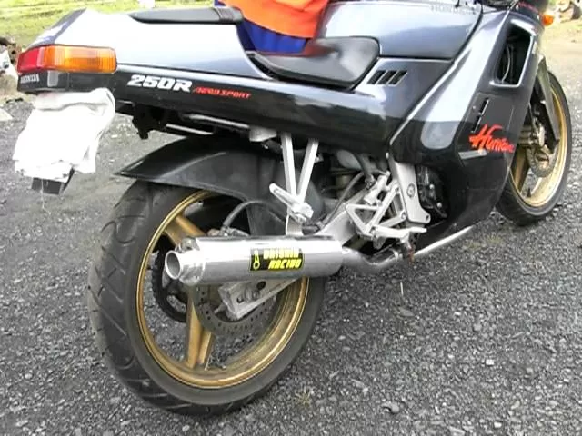 CBR250R(MC17)おすすめ社外マフラー＆排気音まとめ | Moto-Fan-R